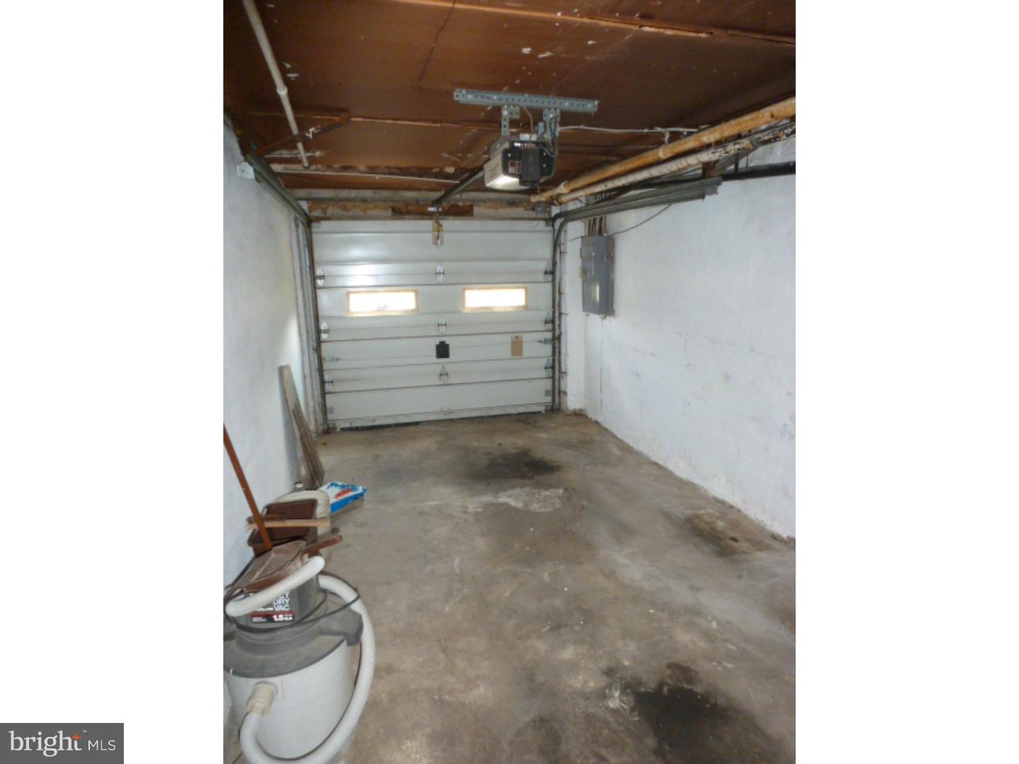 1526 Gregg Street Reading, PA 19607 - Photo 18 of 21 Garage