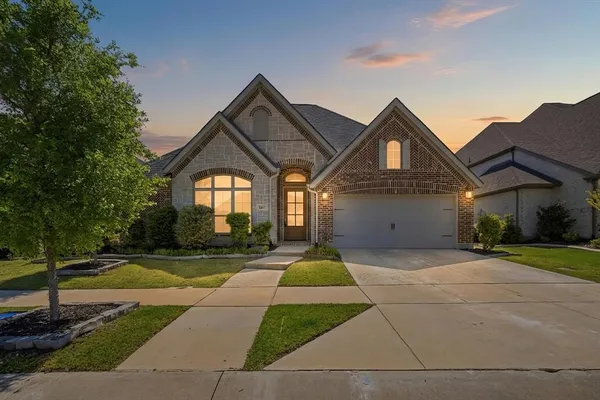 $575,000 | 1617 Cygnet Court, Van Alstyne, TX 75495