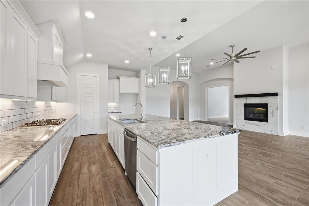 1617 Cygnet Court Van Alstyne, TX 75495 - Photo 13 of 39