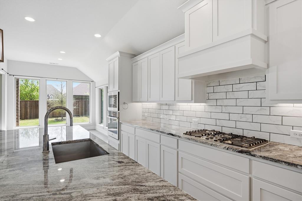 1617 Cygnet Court Van Alstyne, TX 75495 - Photo 16 of 39