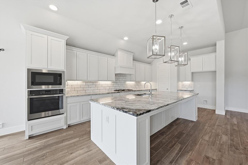 1617 Cygnet Court Van Alstyne, TX 75495 - Photo 2 of 39