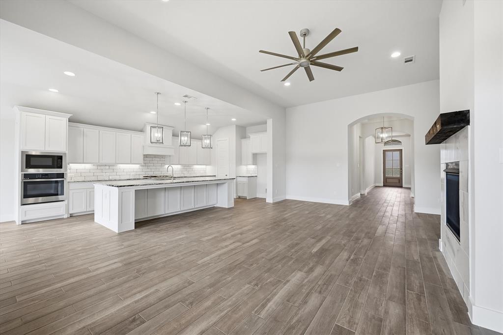 1617 Cygnet Court Van Alstyne, TX 75495 - Photo 9 of 39