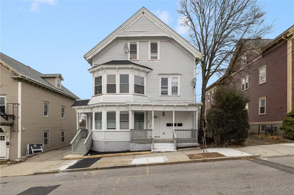 $2,500 | 30 Cypress Street, Unit 3, Providence, RI 02906