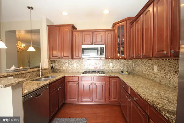 $534,900 | 14211 St Germain Drive, Unit 26, Centreville, VA 20121