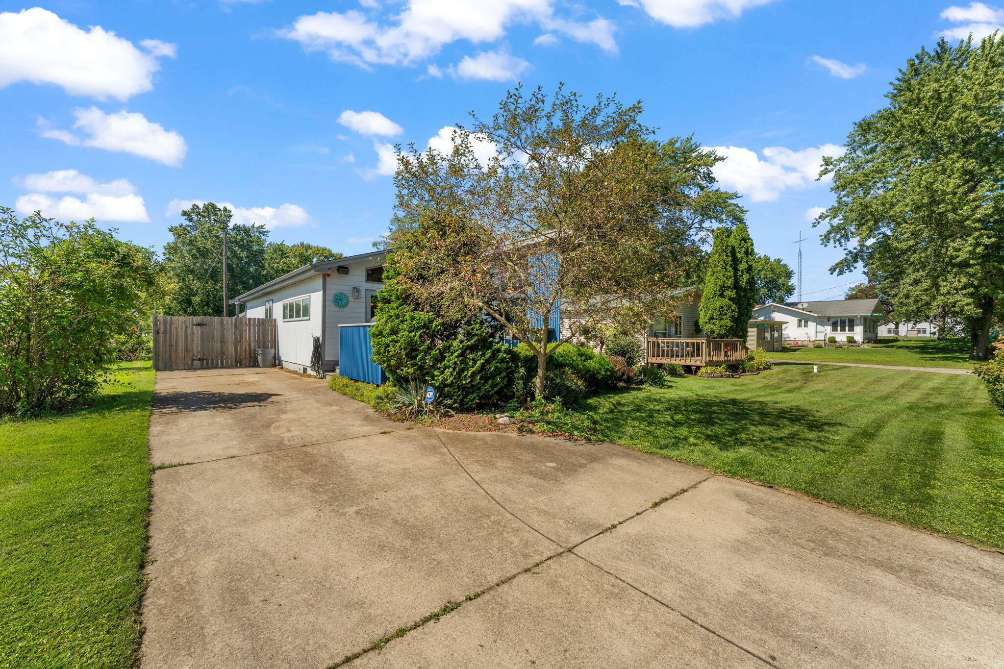 6403 East Rannells Road North Knox, IN 46534 - Photo 27 of 40 2048x1365