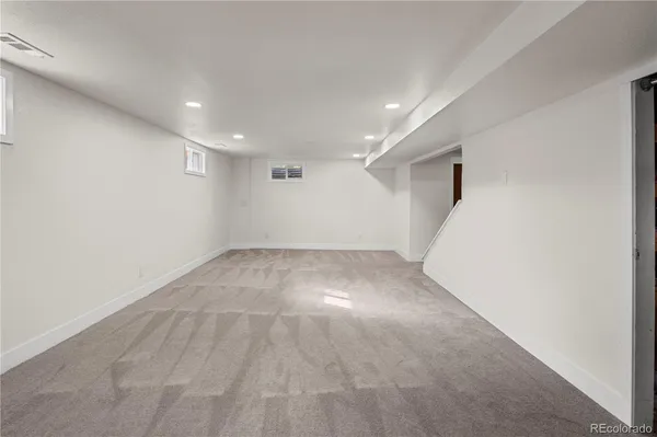 a view of empty room