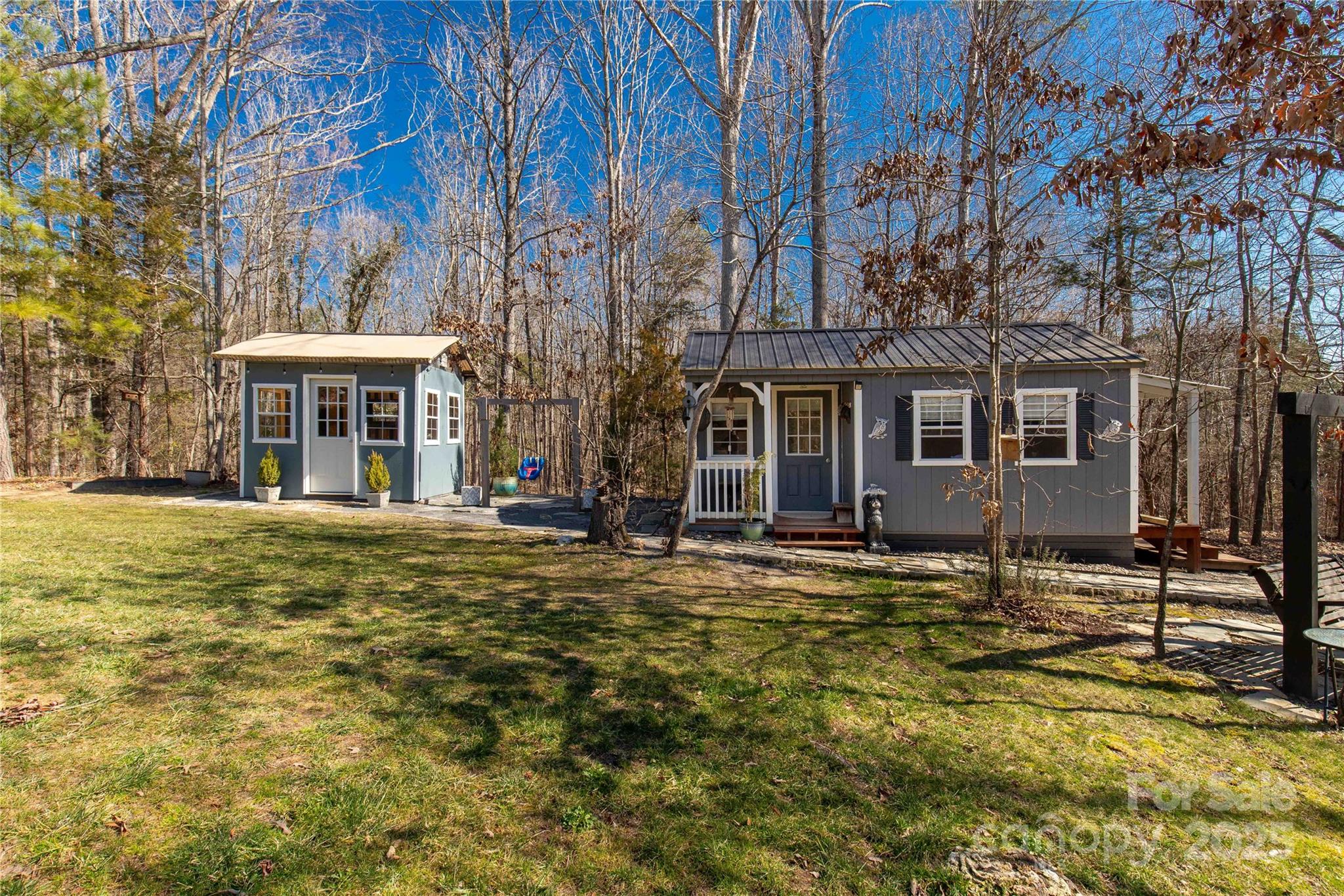 2925 Anderson Burgess Road Sharon, SC 29742 - Photo 28 of 45 a swimming pool with outdoor seating