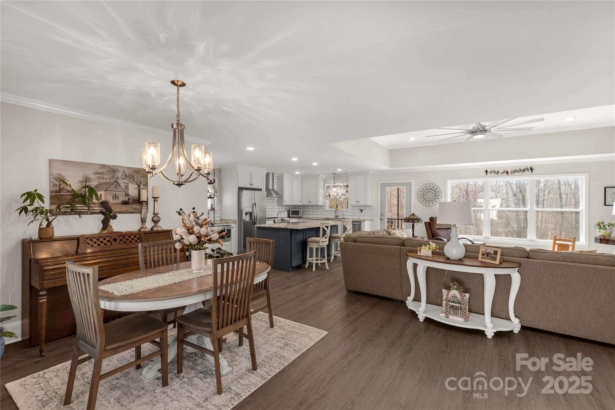 2925 Anderson Burgess Road Sharon, SC 29742 - Photo 4 of 45 a living room with furniture and a chandelier
