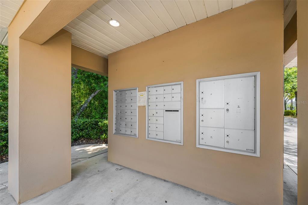 8015 Savannah Sunset Lane Tampa, FL 33615 - Photo 30 of 35 a view of an empty room