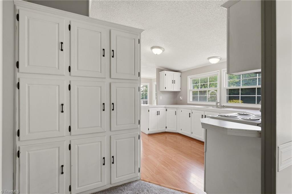 3028 Quaker Church Road Pinnacle, NC 27043 - Photo 16 of 36 Gallery Image 16
