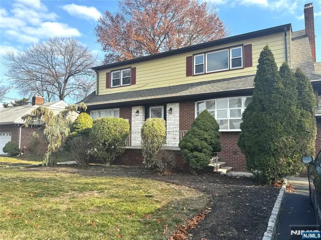 $2,200 | 60 Roosevelt Street, Unit 2, Little Ferry, NJ 07643