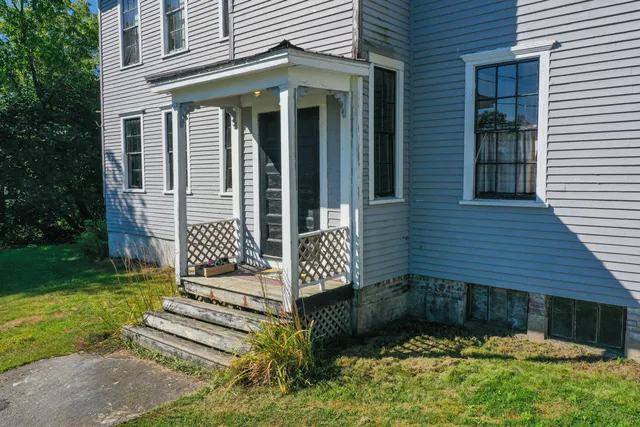 $275,000 | 25 School Street, Stockton Springs, ME 04981