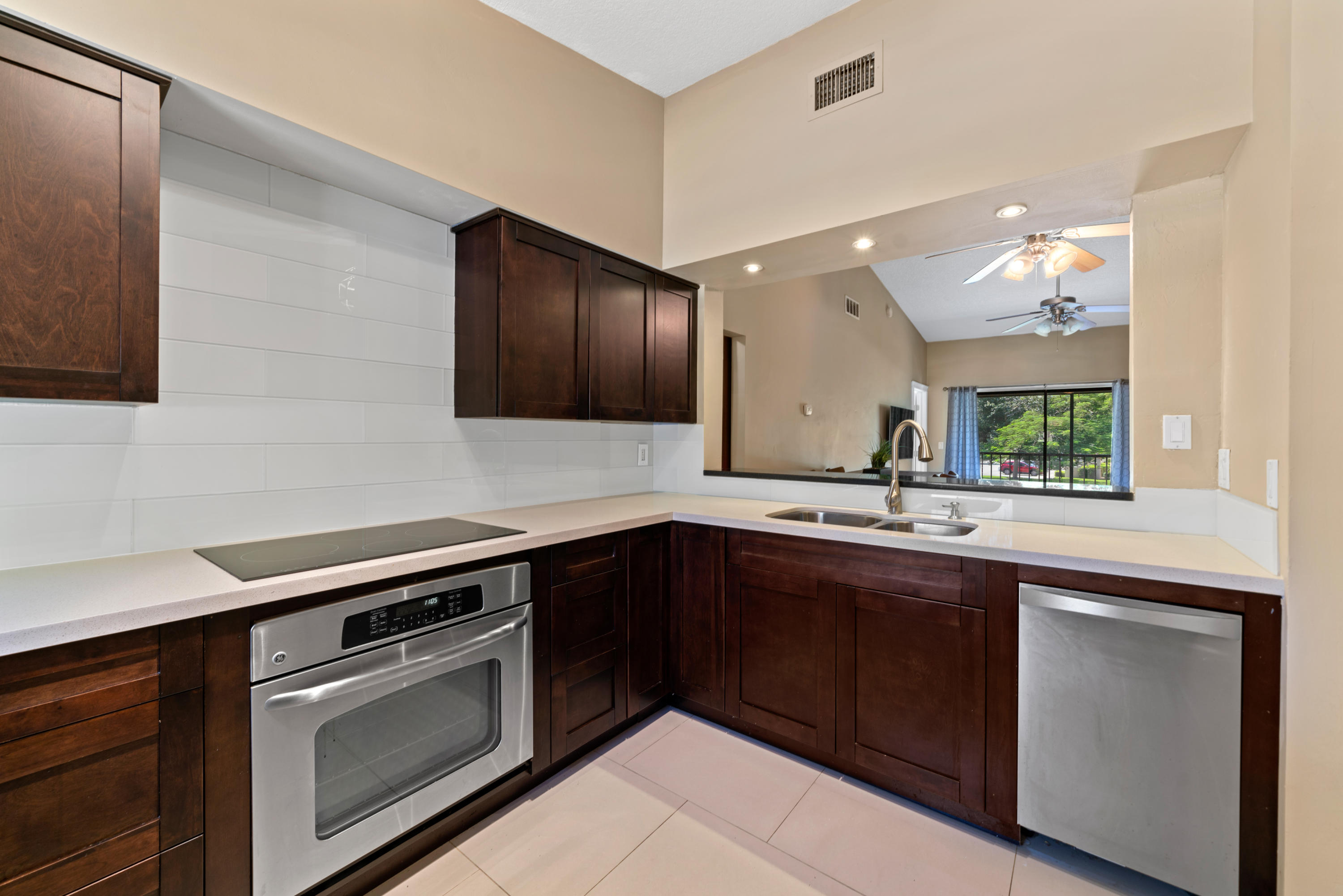 3129 Millwood Terrace, Unit 2340 Boca Raton, FL 33431 - Photo 3 of 29 Kitchen