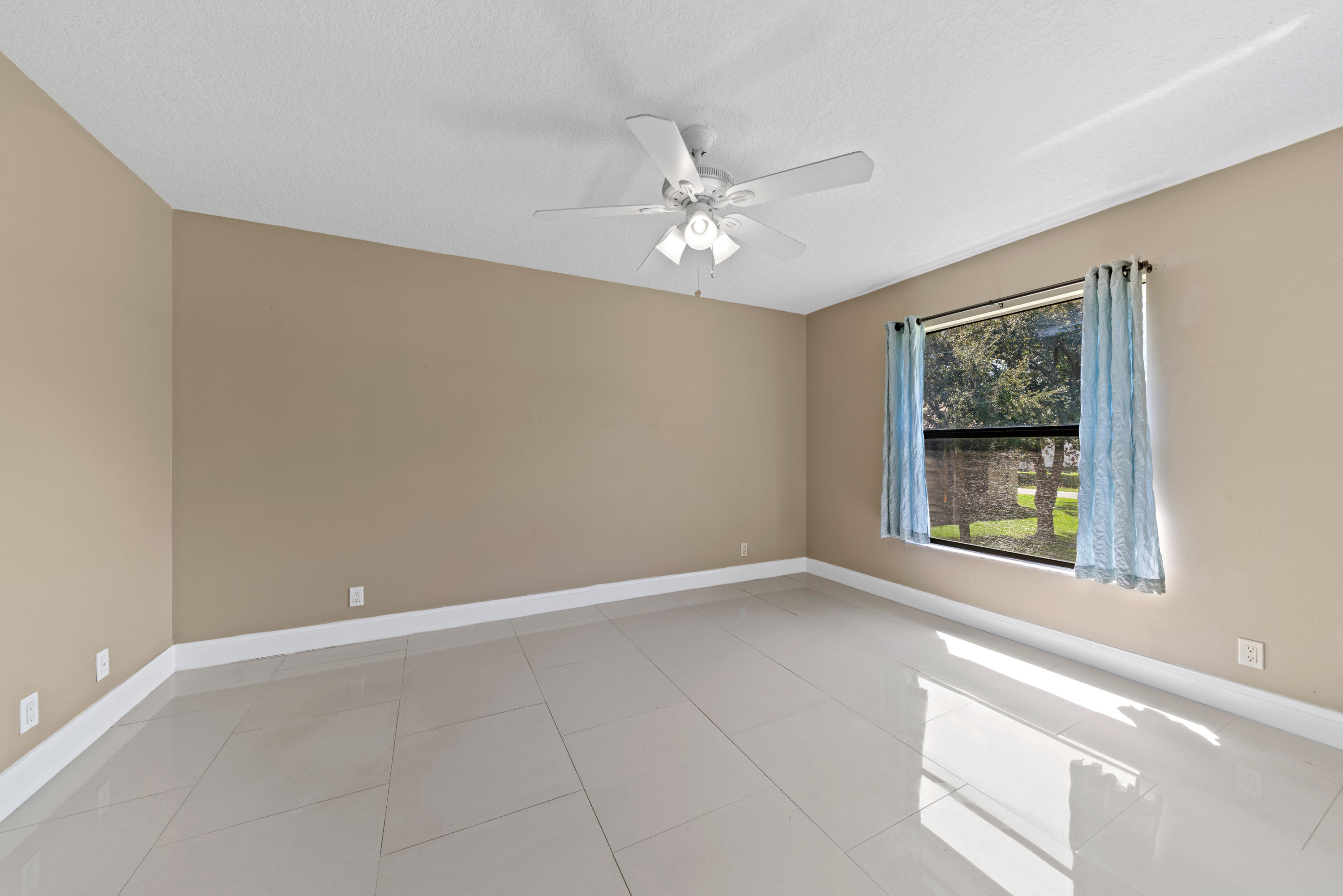 3129 Millwood Terrace, Unit 2340 Boca Raton, FL 33431 - Photo 8 of 29 Master Bedroom