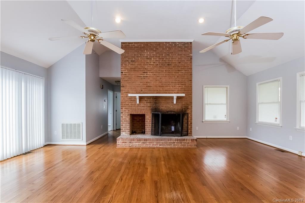 268 Dillon Road Kings Mountain, NC 28086 - Photo 3 of 24 Gallery Image 3