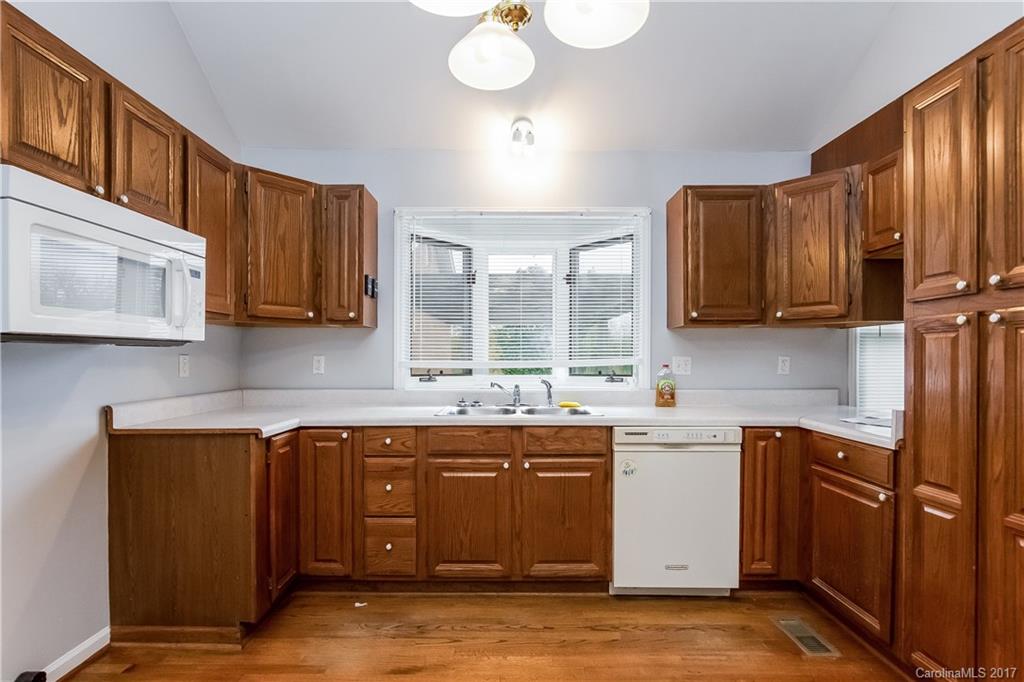 268 Dillon Road Kings Mountain, NC 28086 - Photo 5 of 24 Gallery Image 5