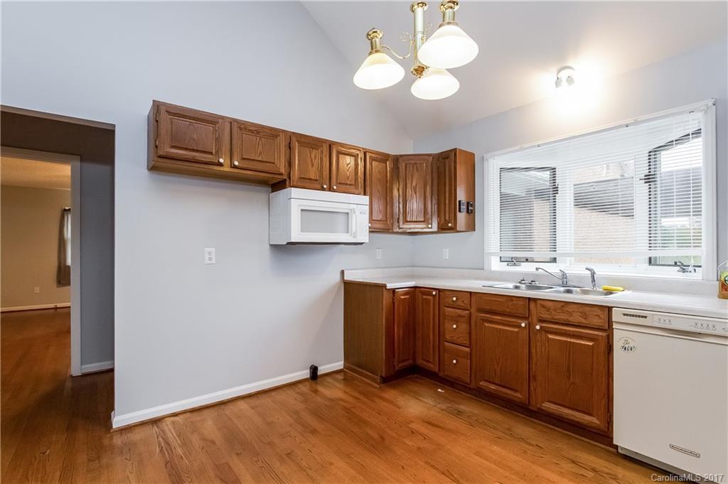 268 Dillon Road Kings Mountain, NC 28086 - Photo 8 of 24 Gallery Image 8