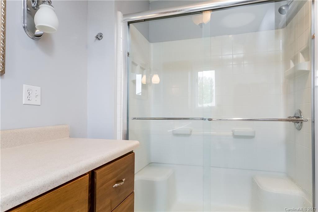 268 Dillon Road Kings Mountain, NC 28086 - Photo 9 of 24 Gallery Image 9