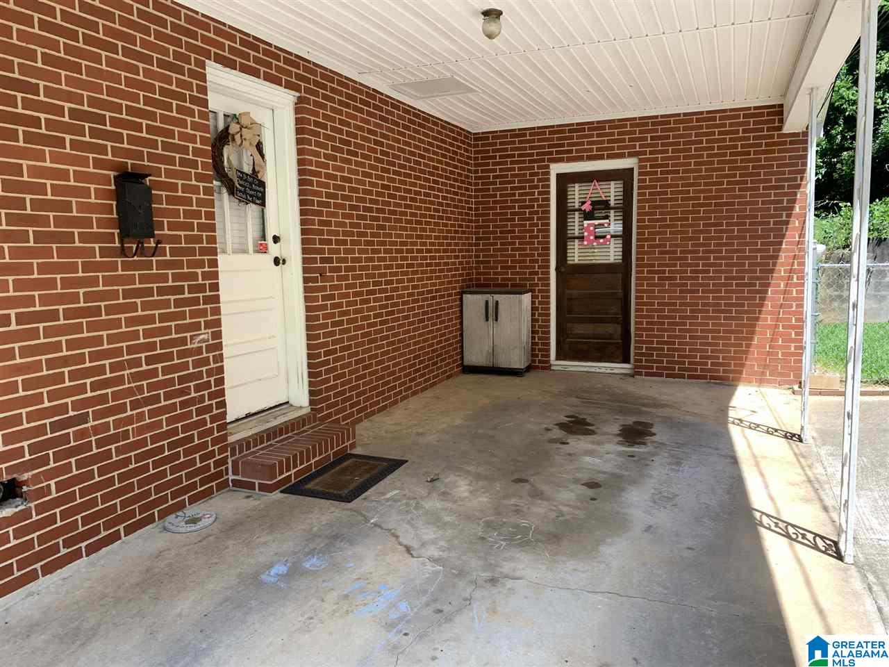 2009 Lynn Road Anniston, AL 36207 - Photo 4 of 24 Gallery Image 4