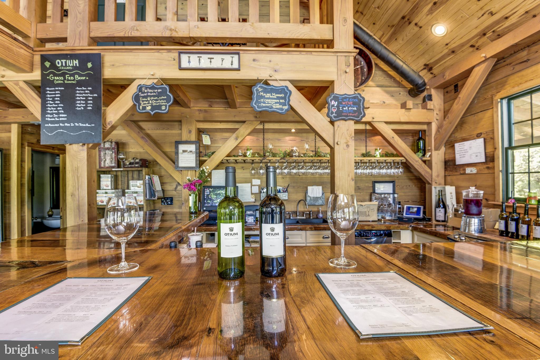 18050 Tranquility Road Purcellville, VA 20132 - Photo 4 of 35 Gallery Image 4