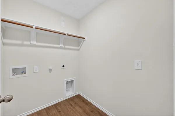$1,900 | 3918 Applewood Trail, Princeton, TX 75407