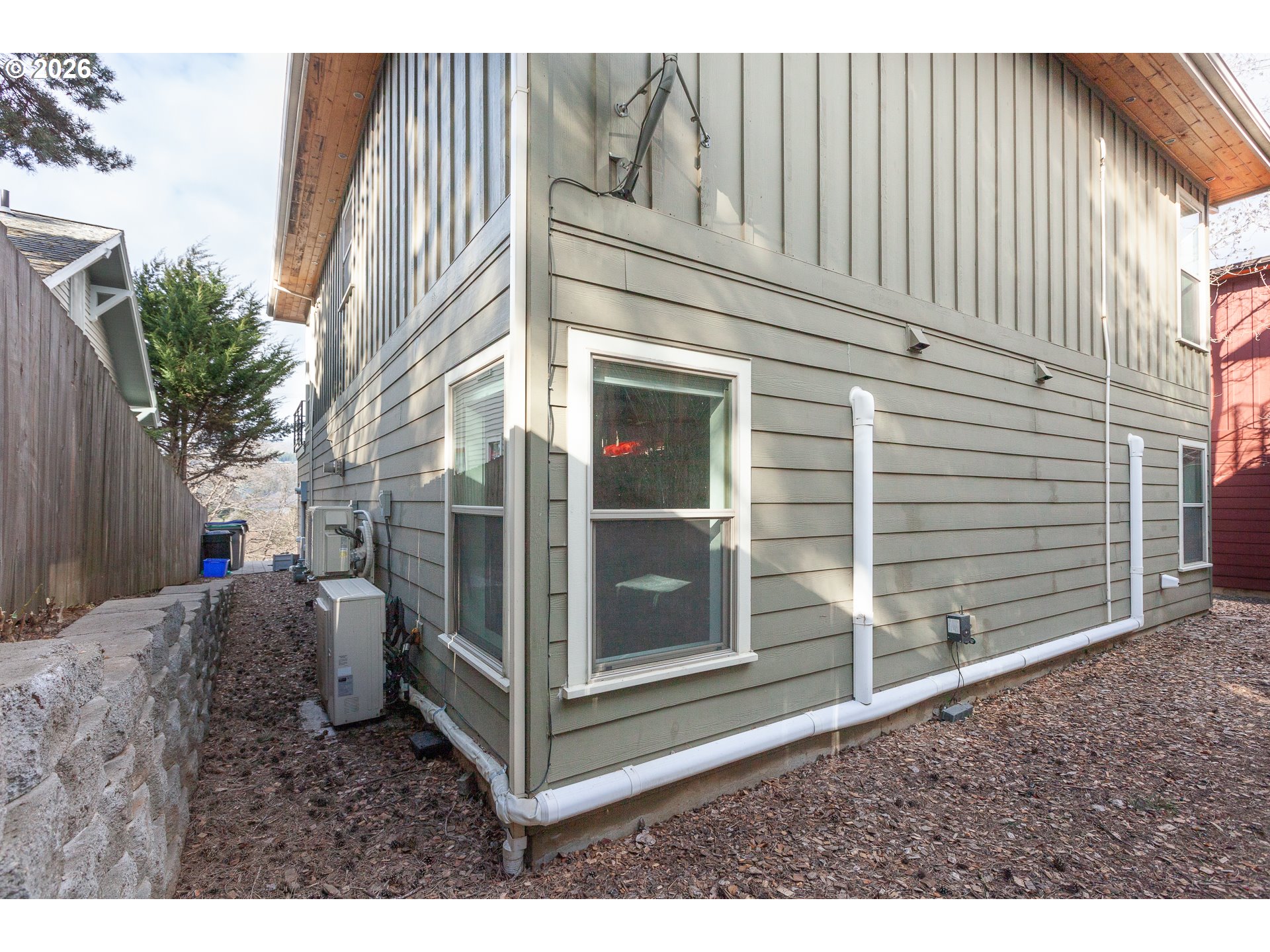 402 Bluff Road Hood River, OR 97031 - Photo 38 of 39 a view of a house with a window and wooden fence