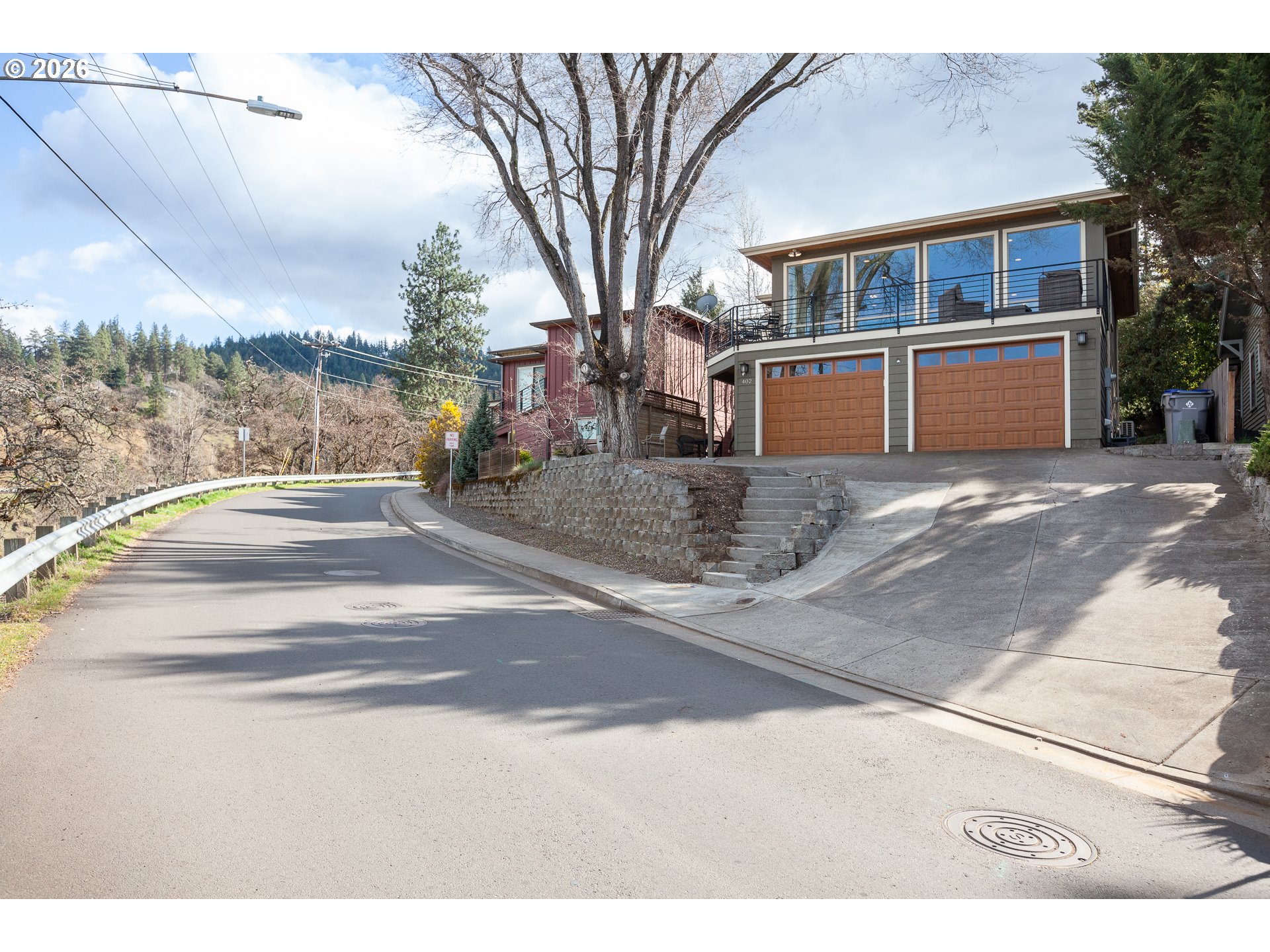 402 Bluff Road Hood River, OR 97031 - Photo 39 of 39 a view of a house with a outdoor space