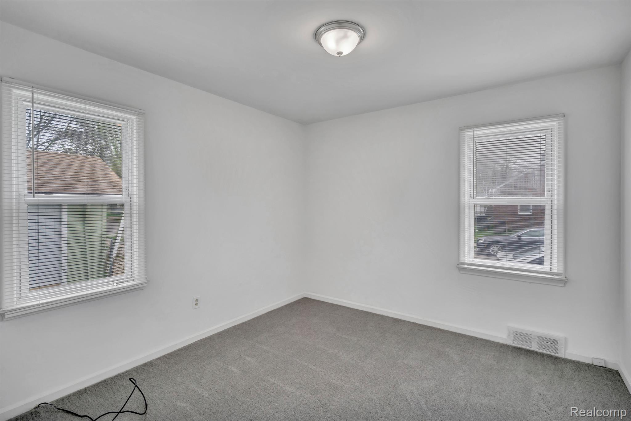 4250 Cadieux Road Detroit, MI 48224 - Photo 18 of 26 Gallery Image 18