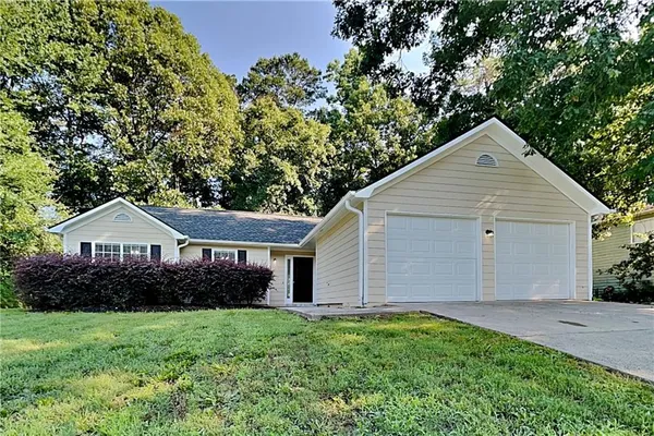 $1,925 | 2890 Williams Farm Drive, Dacula, GA 30019