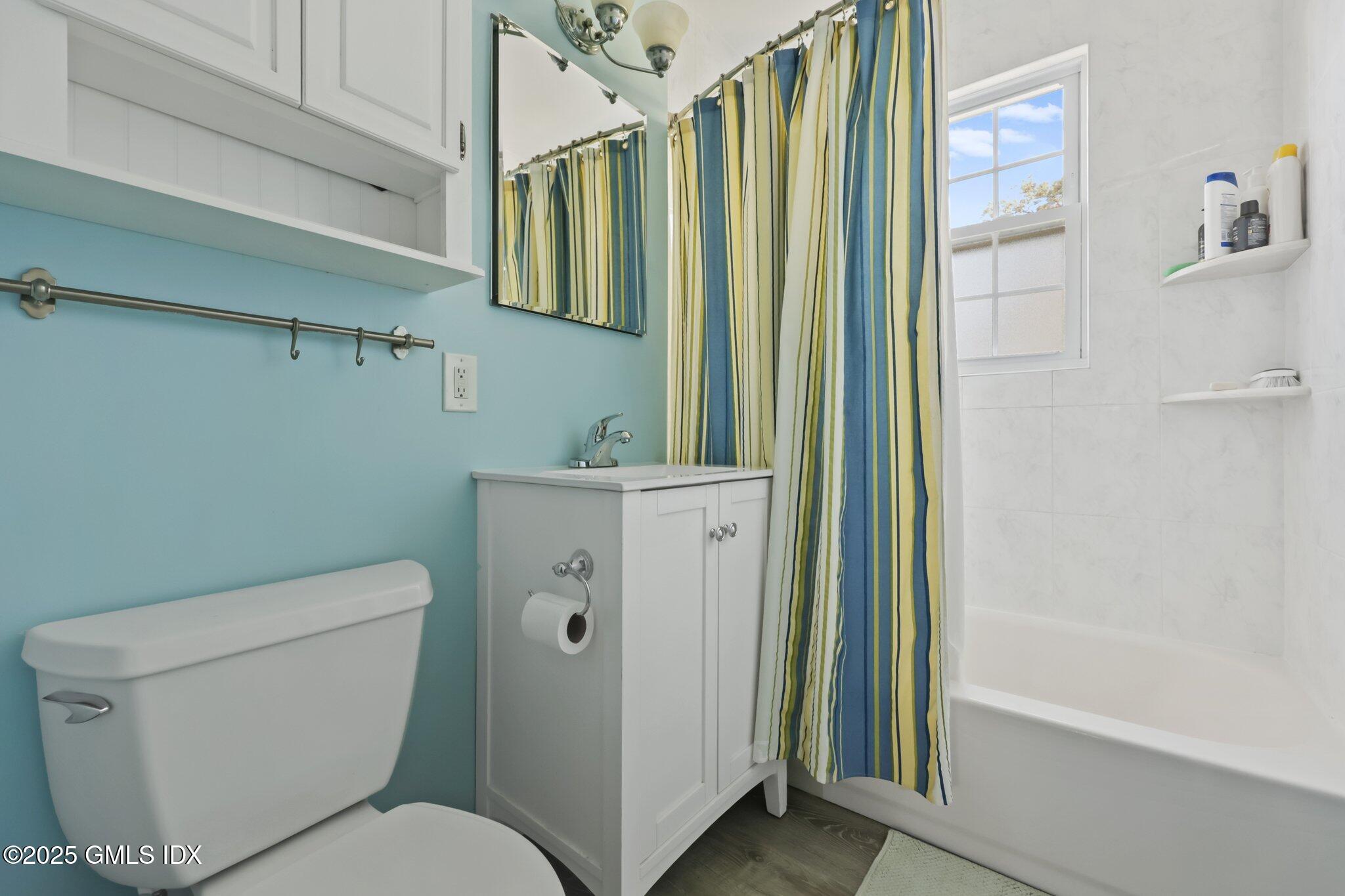 19 Putnam Park Greenwich, CT 06830 - Photo 9 of 24 8-web-or-mls-19-putnam-park