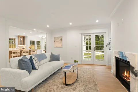 $1,999,999 | 5522 Lincoln Street, Bethesda, MD 20817