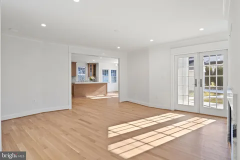 $1,999,999 | 5522 Lincoln Street, Bethesda, MD 20817