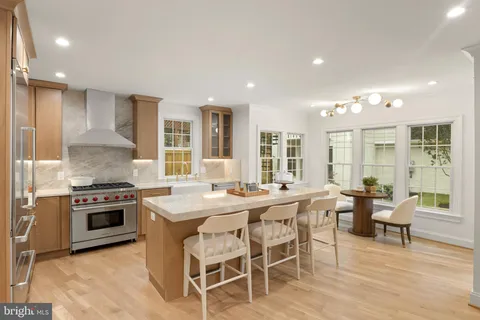 $1,999,999 | 5522 Lincoln Street, Bethesda, MD 20817