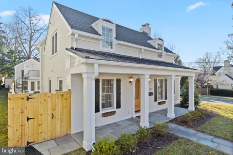 $1,999,999 | 5522 Lincoln Street, Bethesda, MD 20817