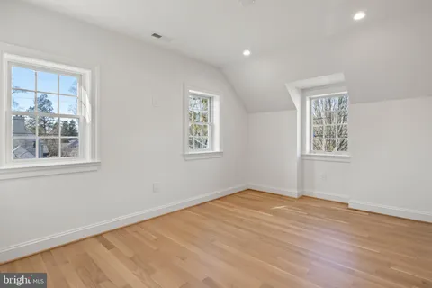 $1,999,999 | 5522 Lincoln Street, Bethesda, MD 20817