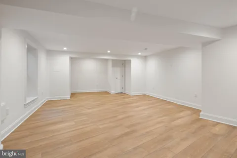 $1,999,999 | 5522 Lincoln Street, Bethesda, MD 20817