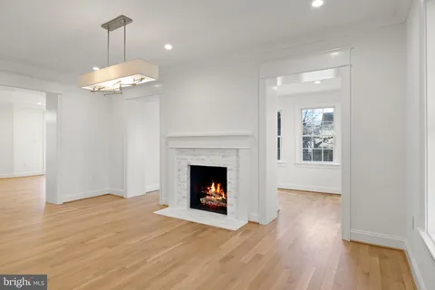 $1,999,999 | 5522 Lincoln Street, Bethesda, MD 20817