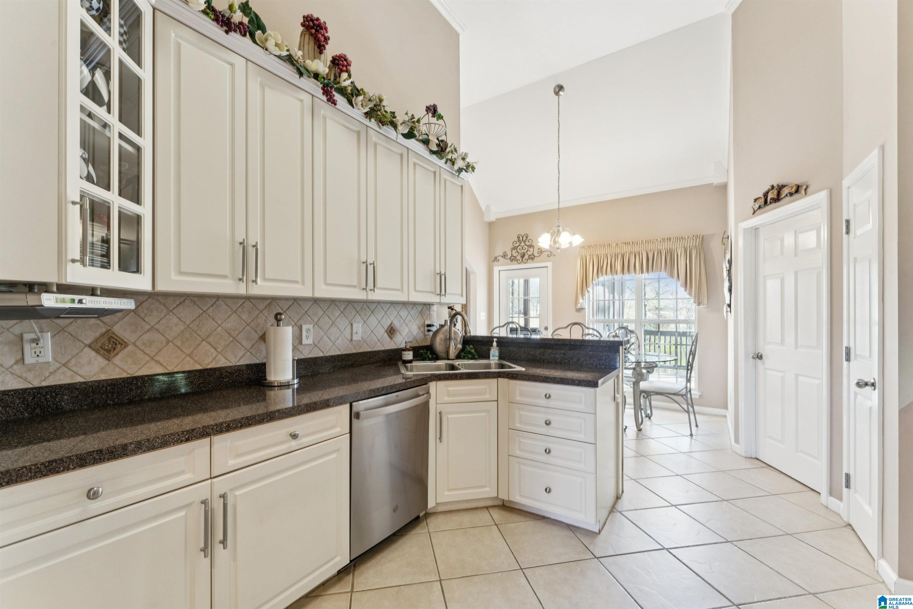 2700 Oakleaf Circle Helena, AL 35022 - Photo 11 of 45