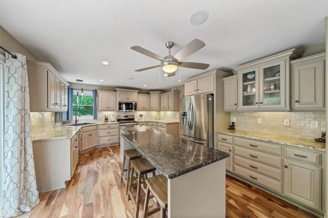 $475,000 | 3705 Southwest Kimstin Circle, Blue Springs, MO 64015