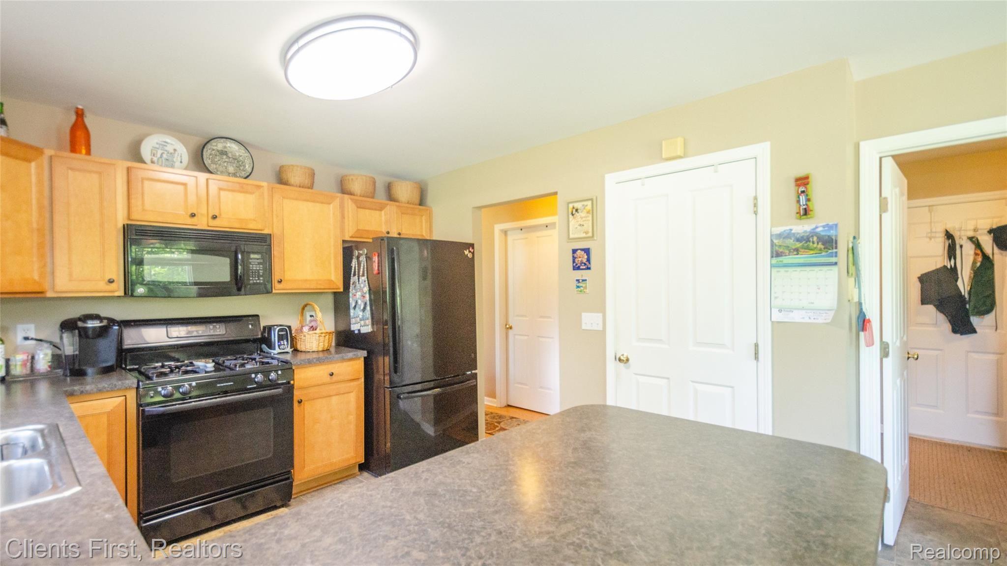 41335 Judd Road Belleville, MI 48111 - Photo 31 of 62 040_18.jpg