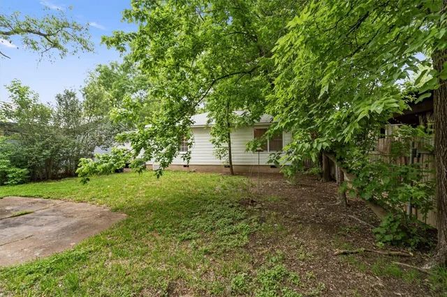 $2,050 | 1511 Alguno Road, Austin, TX 78757