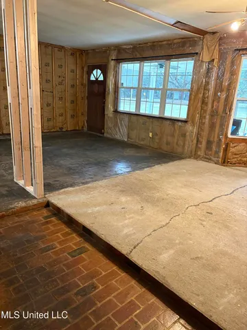 $99,450 | 5809 Kings Road, Moss Point, MS 39563