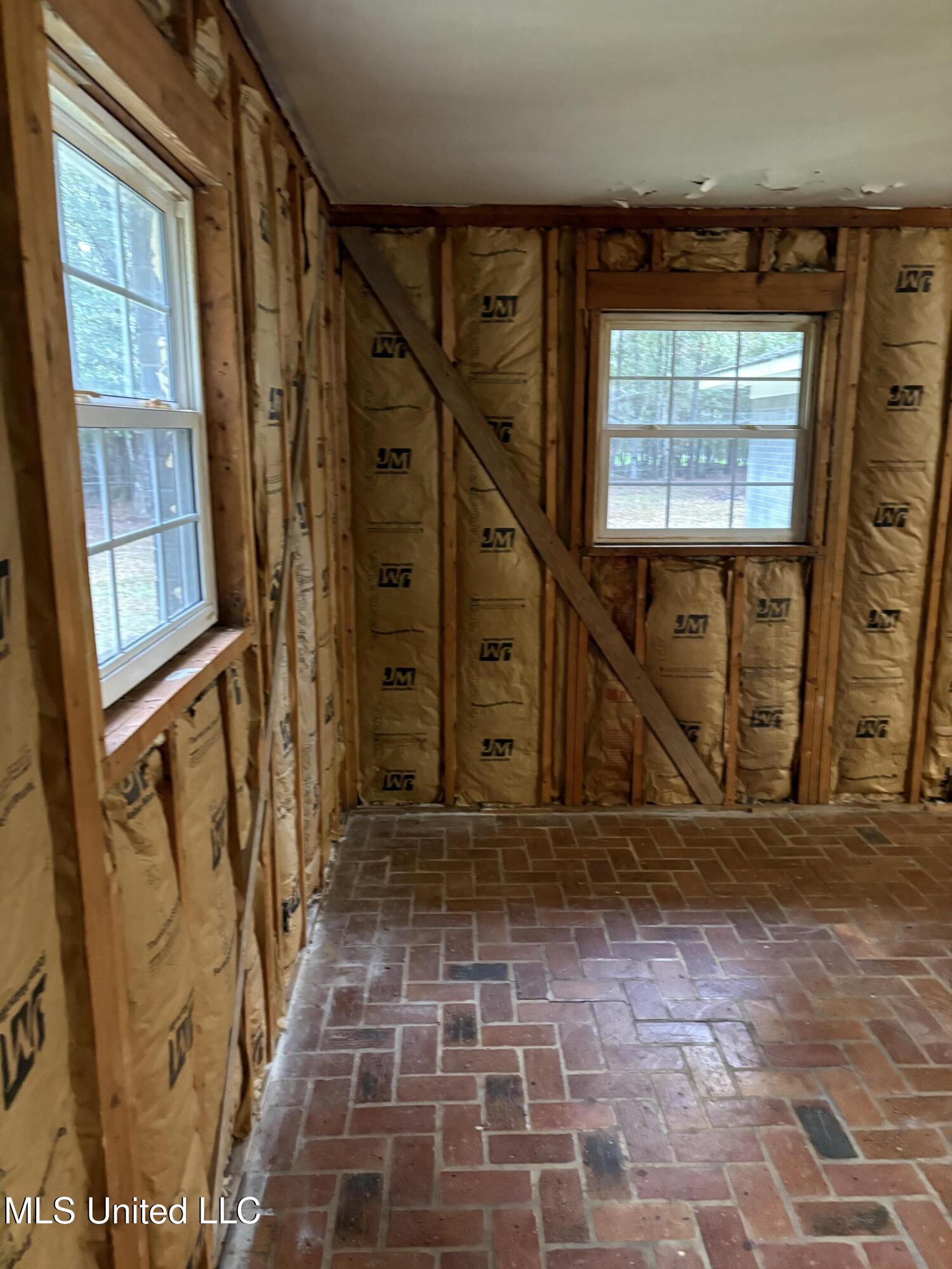 5809 Kings Road Moss Point, MS 39563 - Photo 16 of 27 IMG_2900