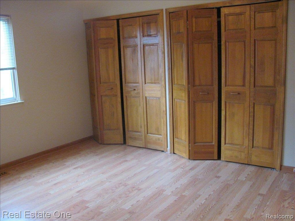 2696 Simpson Drive Rochester, MI 48309 - Photo 11 of 13 Master