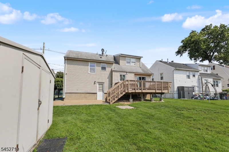 378 Riverside Avenue Rutherford, NJ 07070 - Photo 37 of 43 Gallery Image 37