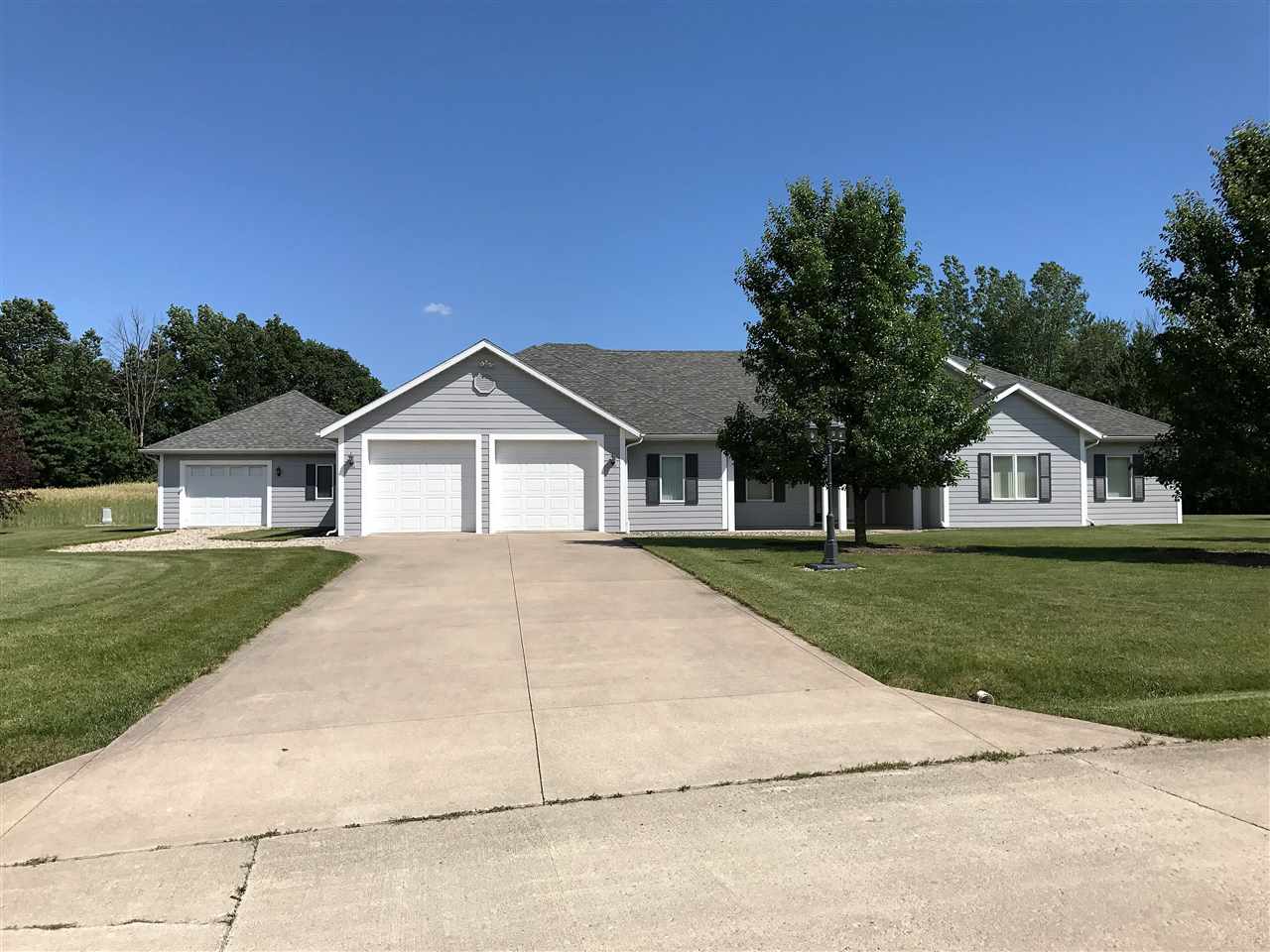 5952 Raspberry Lane Churubusco, IN 46723 - Photo 1 of 36 Gallery Image 1