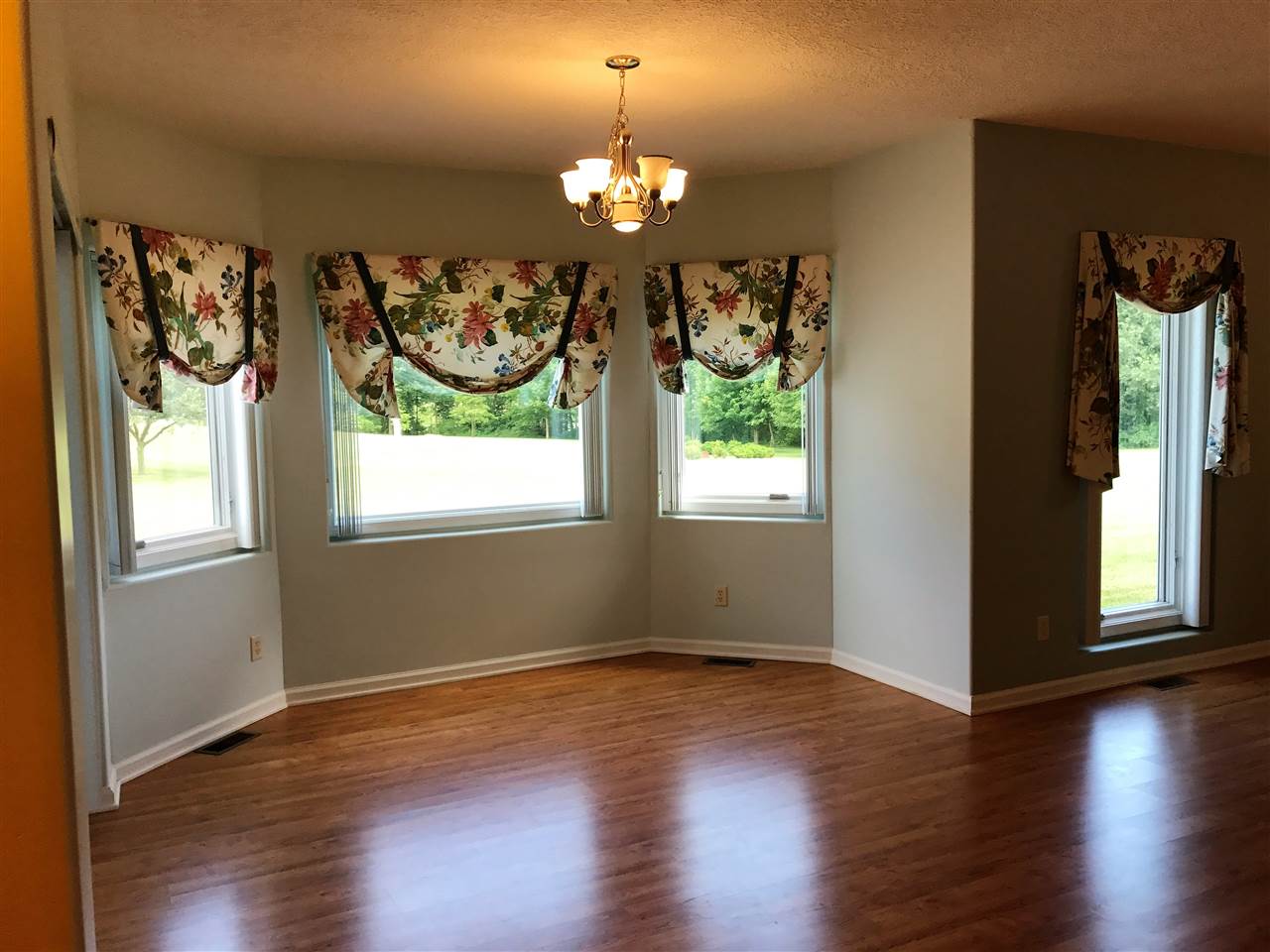 5952 Raspberry Lane Churubusco, IN 46723 - Photo 13 of 36 Gallery Image 13
