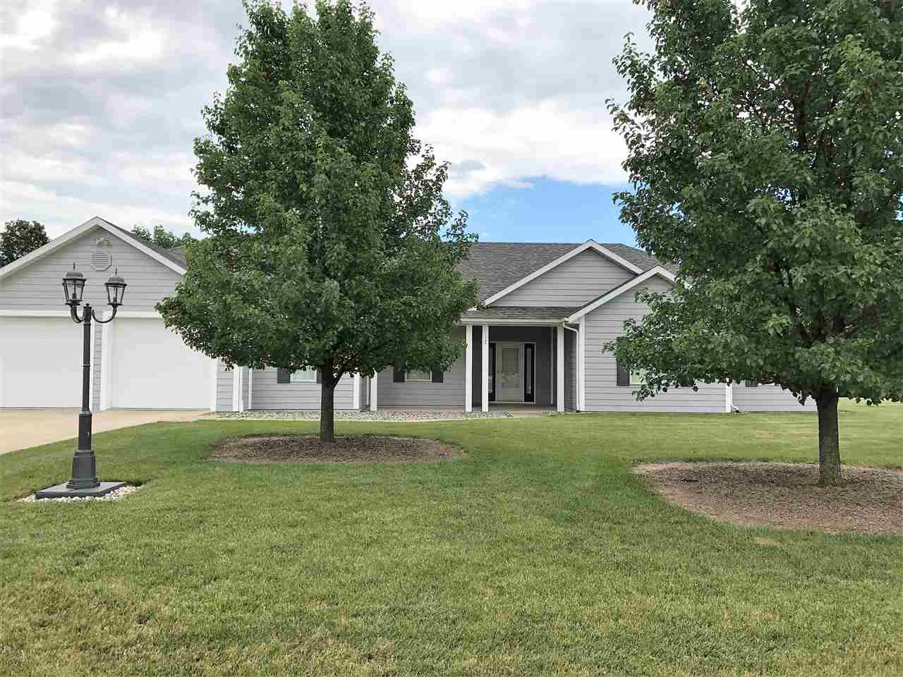 5952 Raspberry Lane Churubusco, IN 46723 - Photo 3 of 36 Gallery Image 3