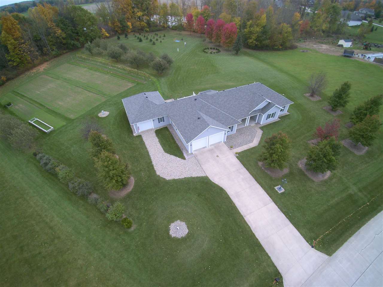 5952 Raspberry Lane Churubusco, IN 46723 - Photo 31 of 36 Gallery Image 31
