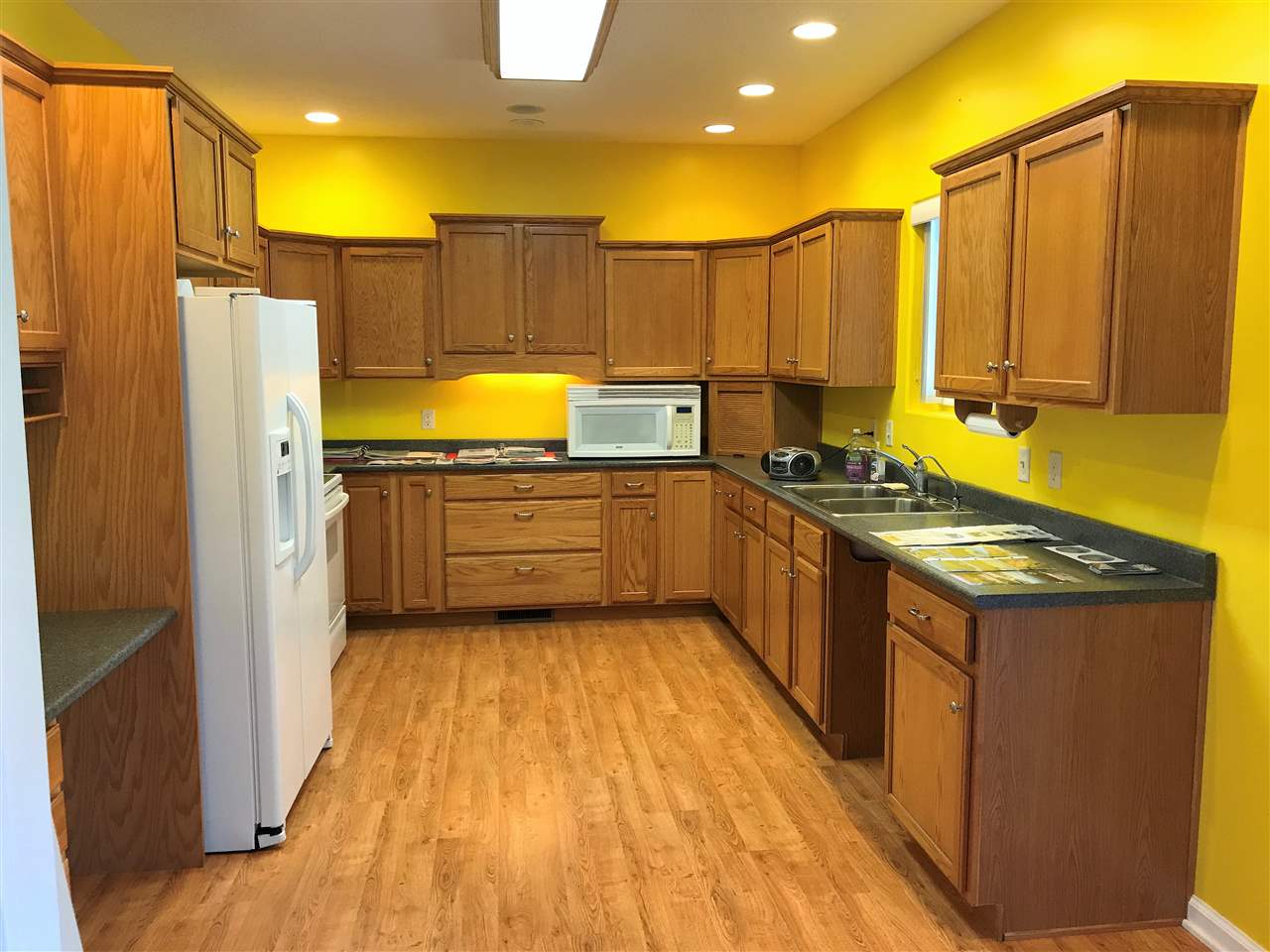 5952 Raspberry Lane Churubusco, IN 46723 - Photo 10 of 36 Gallery Image 10